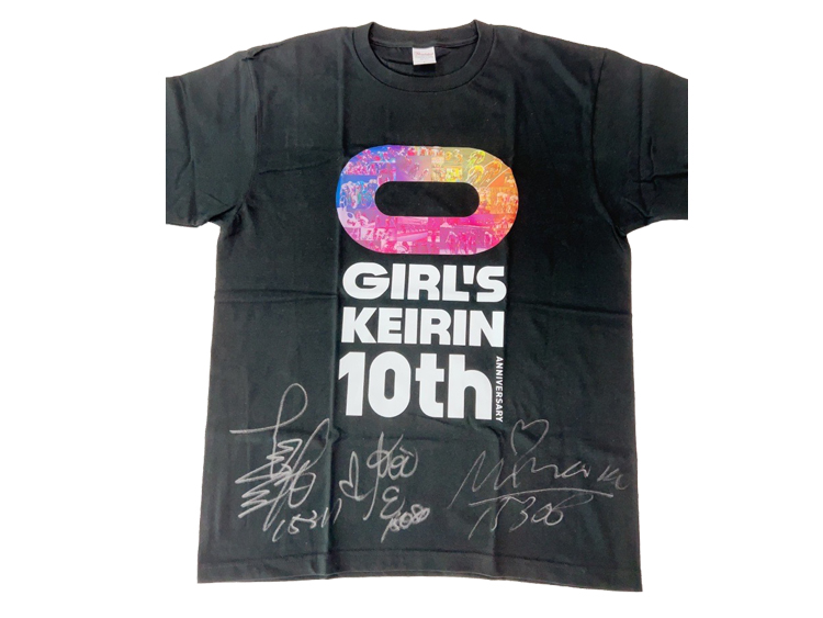 ALL GIRL'S 10th Anniversary優勝選手サイン入りオリジナルTシャツ