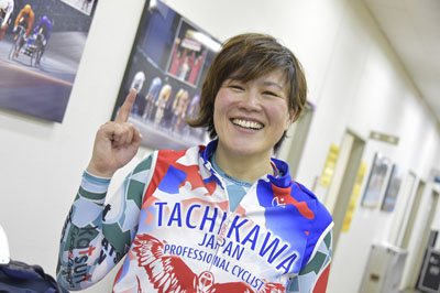 fumi17122.jpg