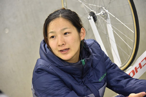 競輪選手インタビュー 鈴木 奈央選手 競輪 Keirin ならオッズパーク競輪